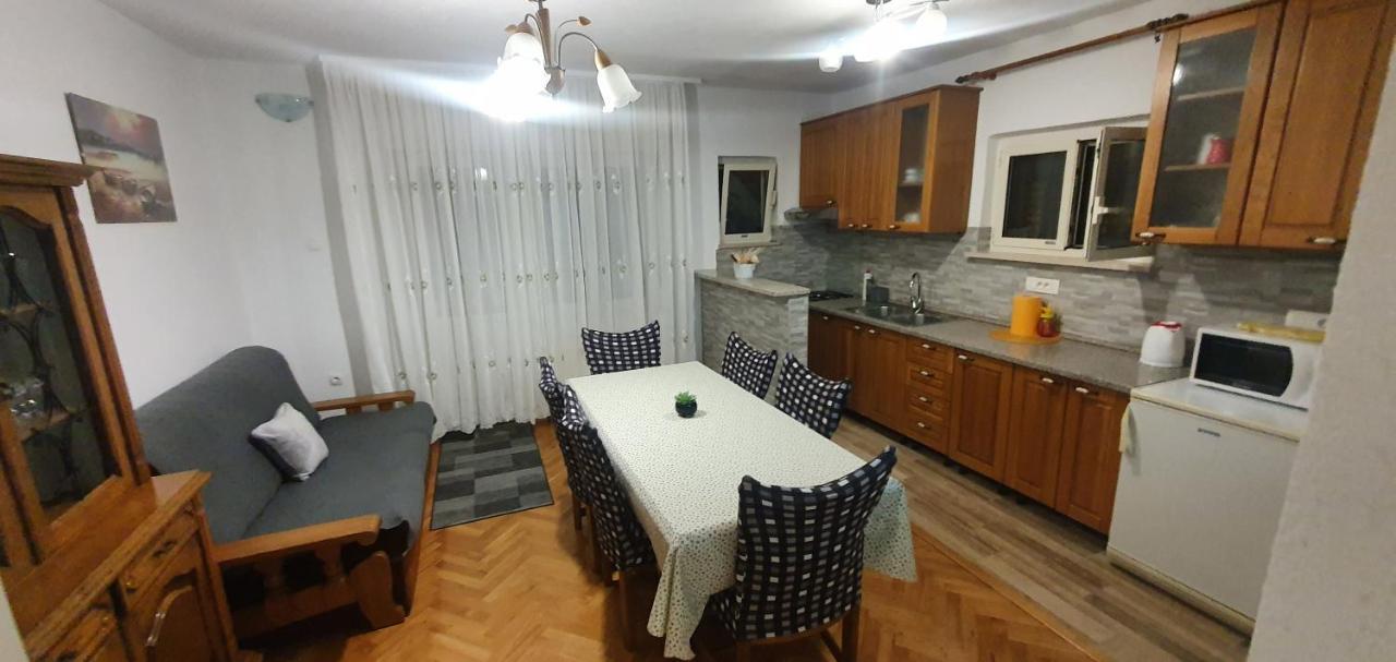 Apartmani Matea Trogir Buitenkant foto