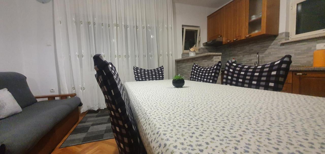 Apartmani Matea Trogir Buitenkant foto
