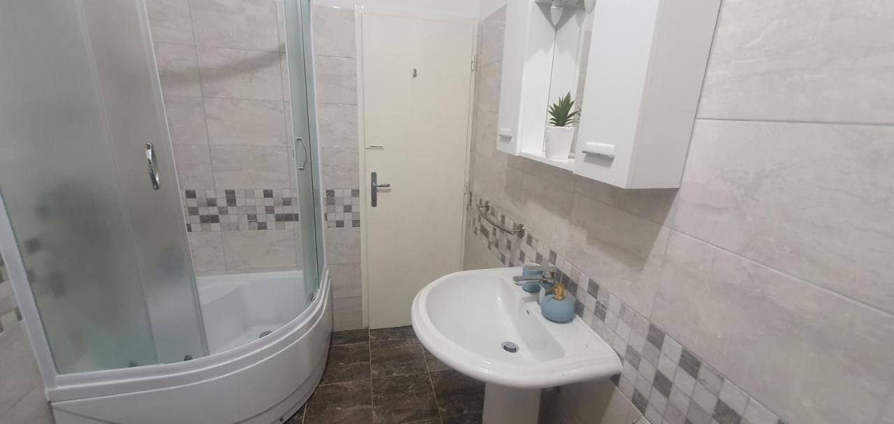 Apartmani Matea Trogir Buitenkant foto